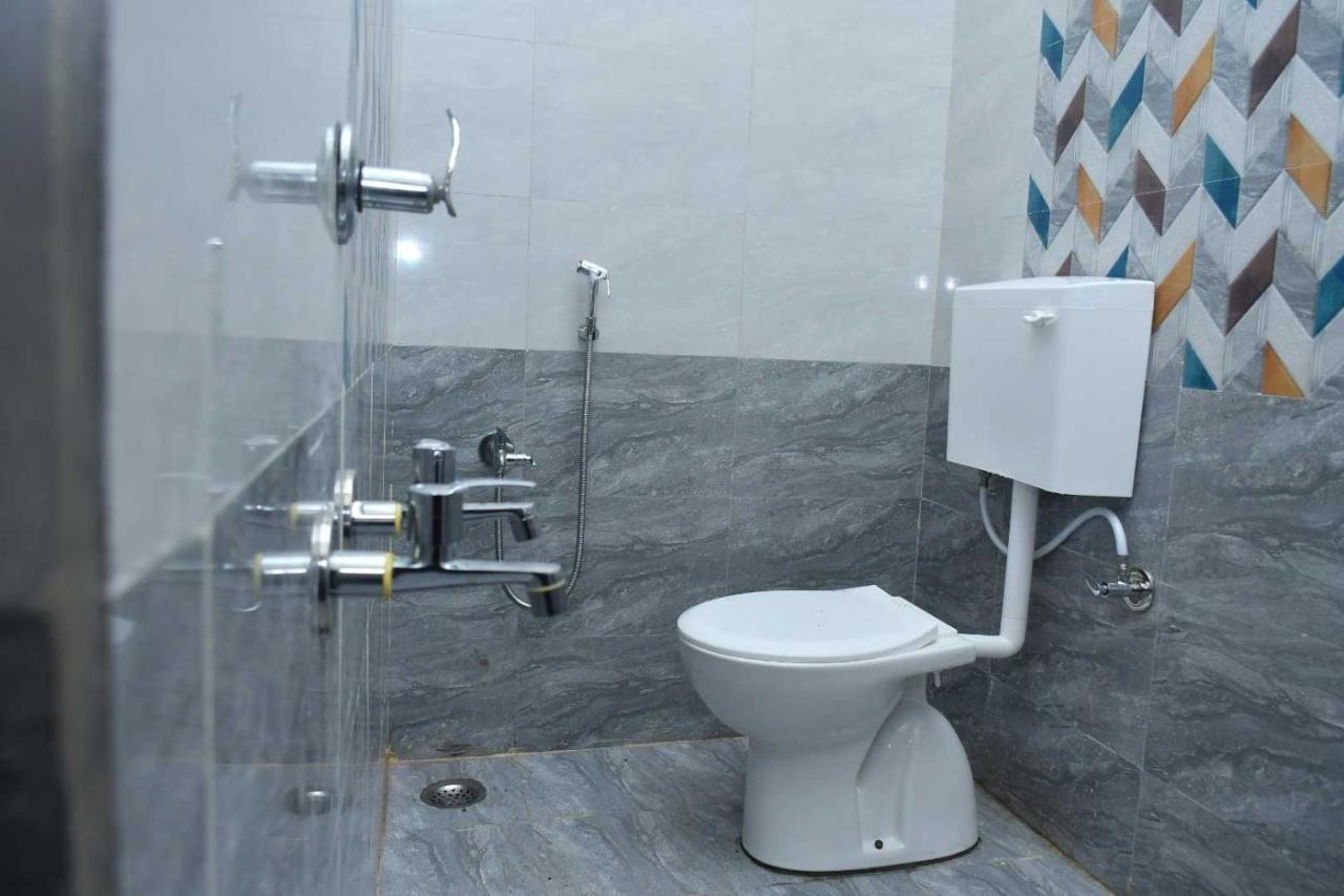Oyo Hotel Elite Chandrapur Esterno foto