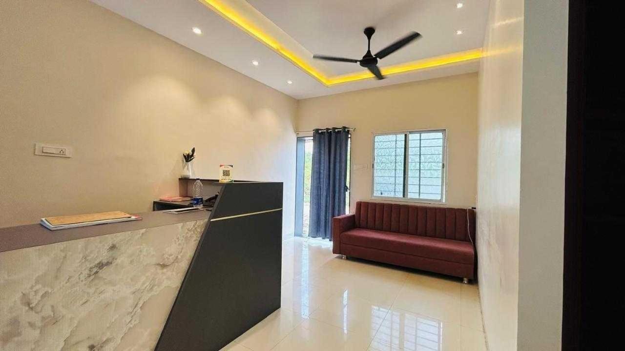 Oyo Hotel Elite Chandrapur Esterno foto